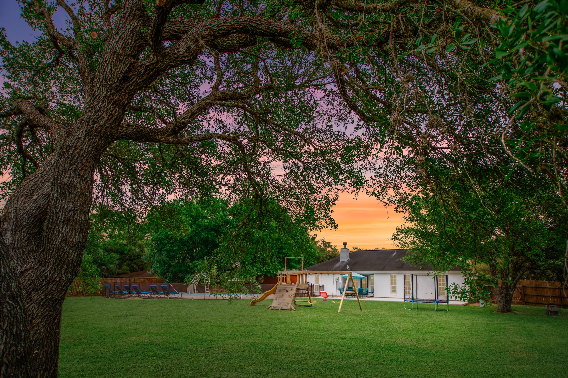 198 Live Oak Drive Inez TX 77968