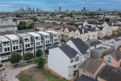 2611 Sherwin Street Houston TX 77007