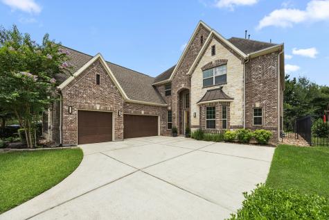 34 N Swanwick Place Tomball TX 77375