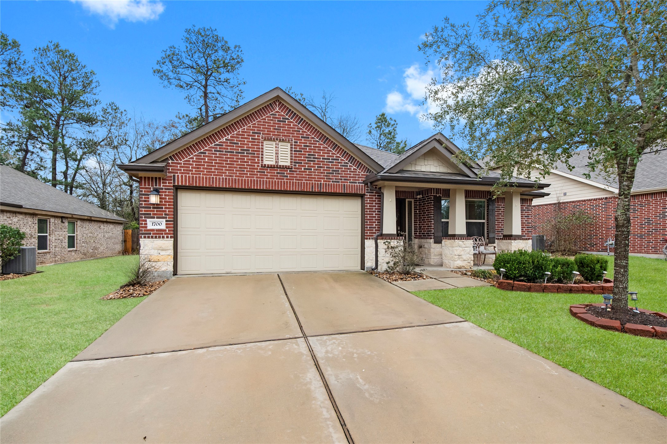 1700 Hickory Burl Lane Conroe TX 77301