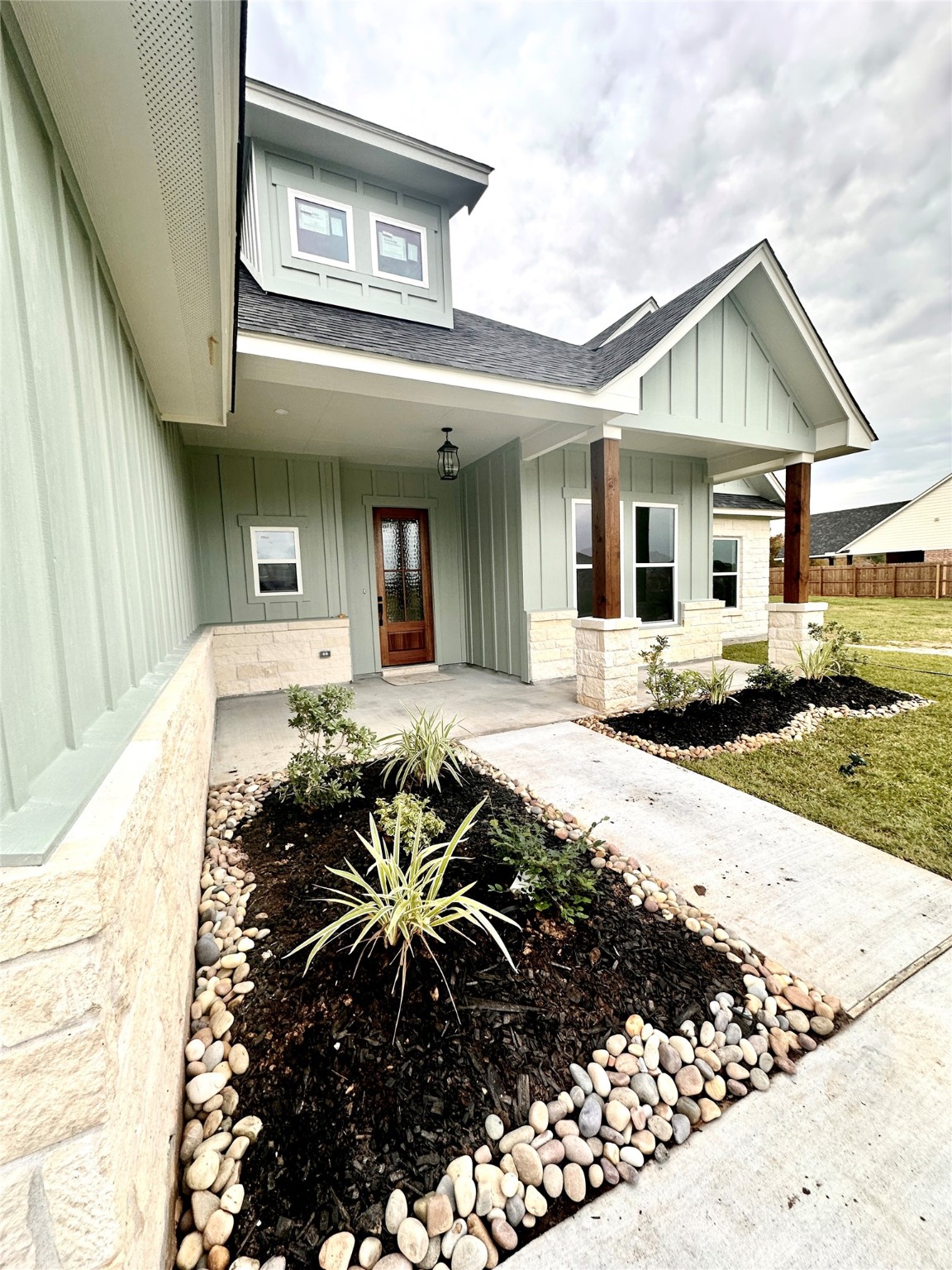 716 Greystone Lane Angleton TX 77515