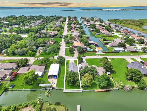 1817 36th Avenue N Texas City TX 77590