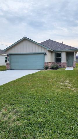 2004 Spruce Street Bay City TX 77414