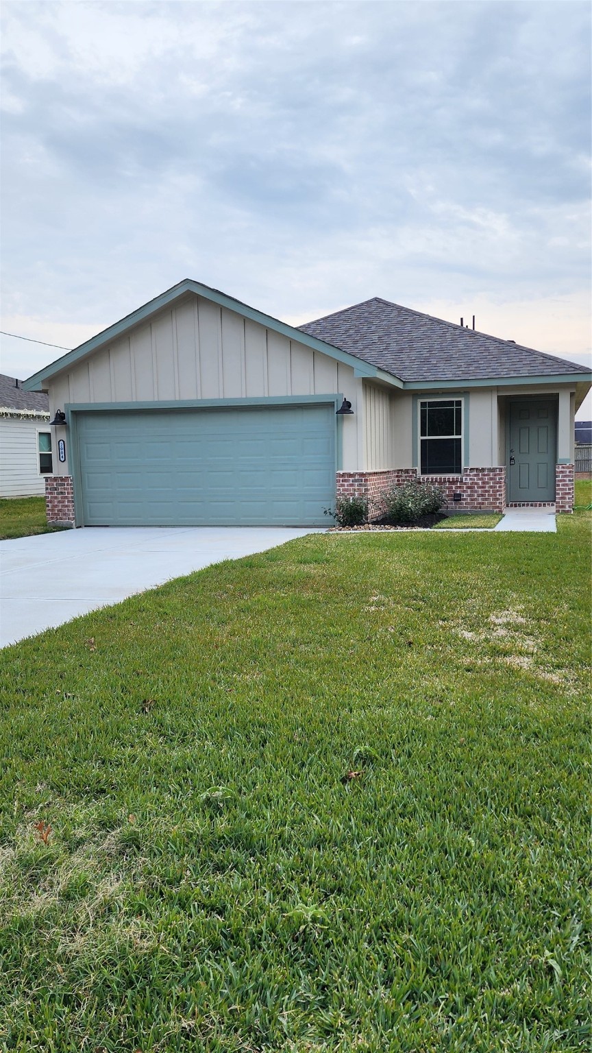 2004 Spruce Street Bay City TX 77414