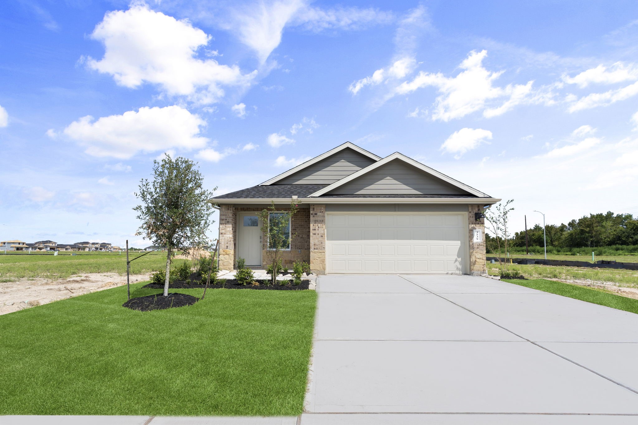4021 Bronco Station League City TX 77573