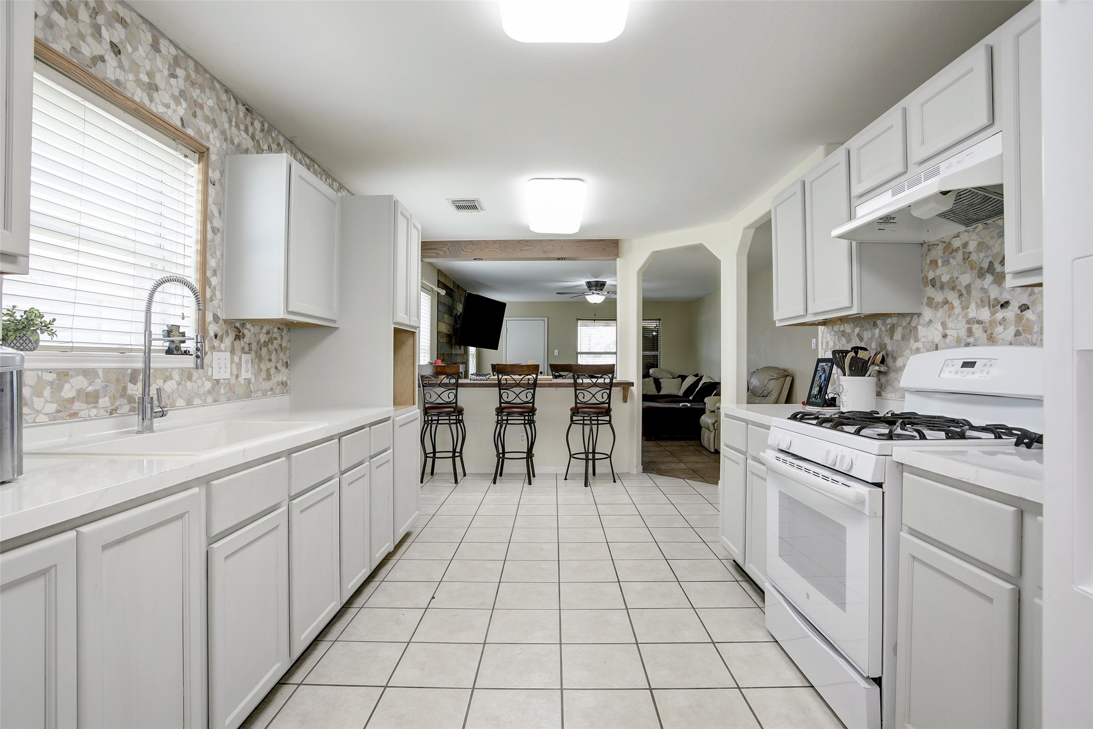 5503 Jefferson Street Pearland TX 77584