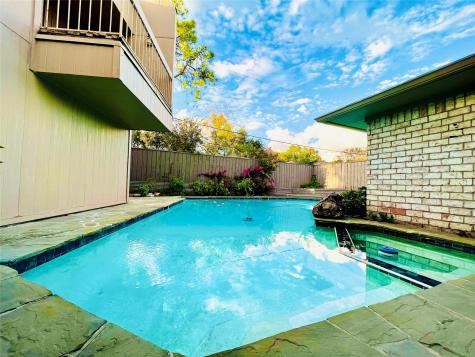5722 Ariel Street Houston TX 77096