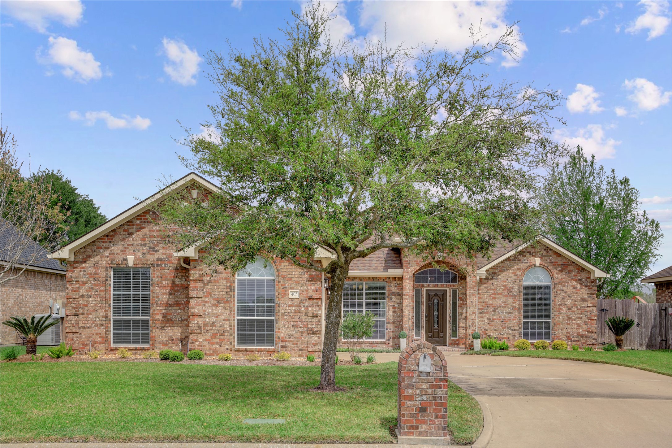 402 Sam Houston Drive El Campo TX 77437