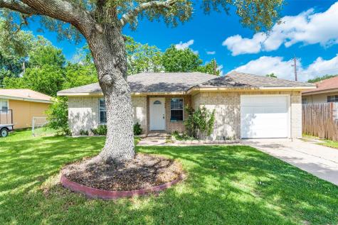 414 Clara Road South Houston TX 77587