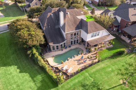 2102 Tall Timbers Lane Pearland TX 77581