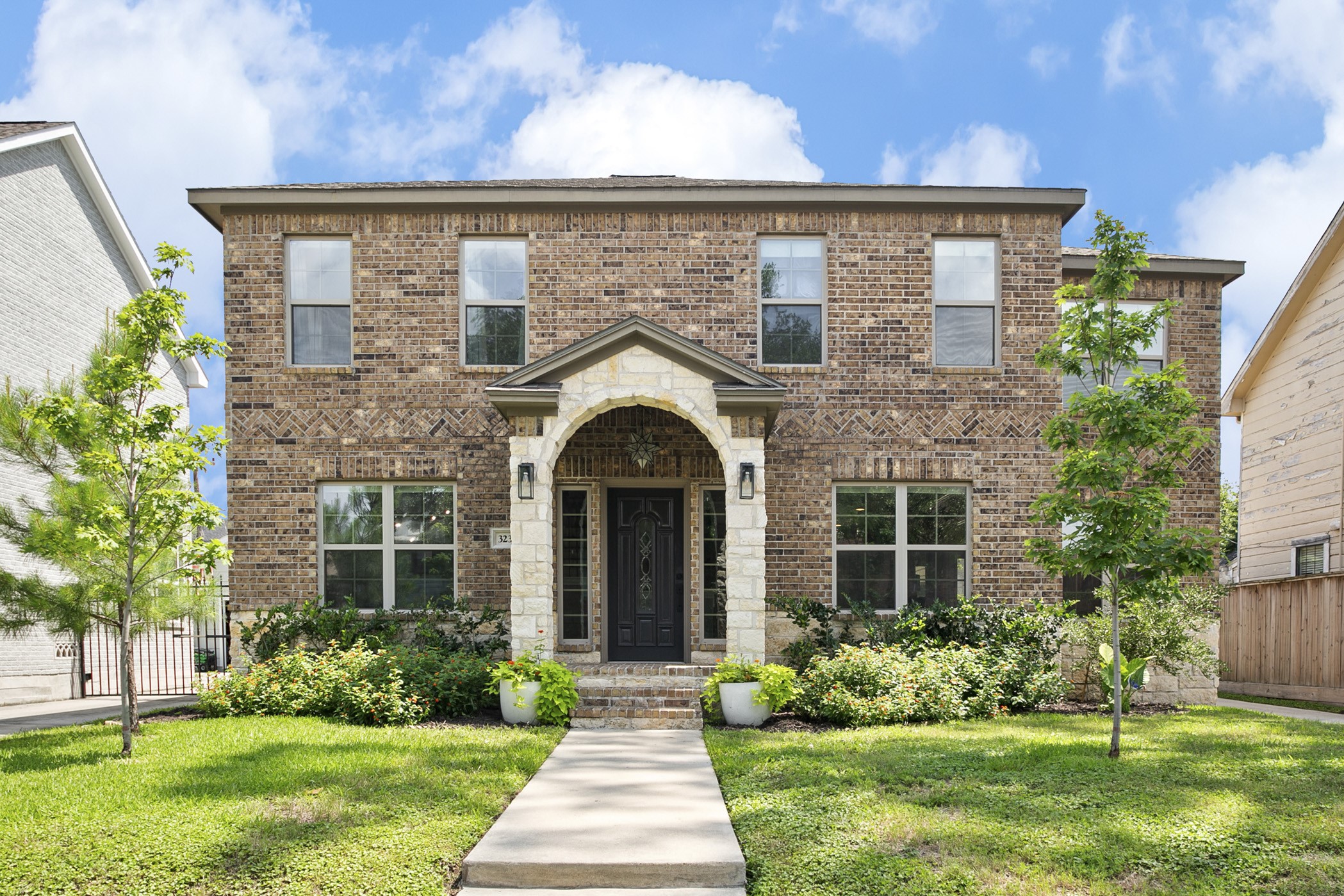 3233 Calumet Street Houston TX 77004