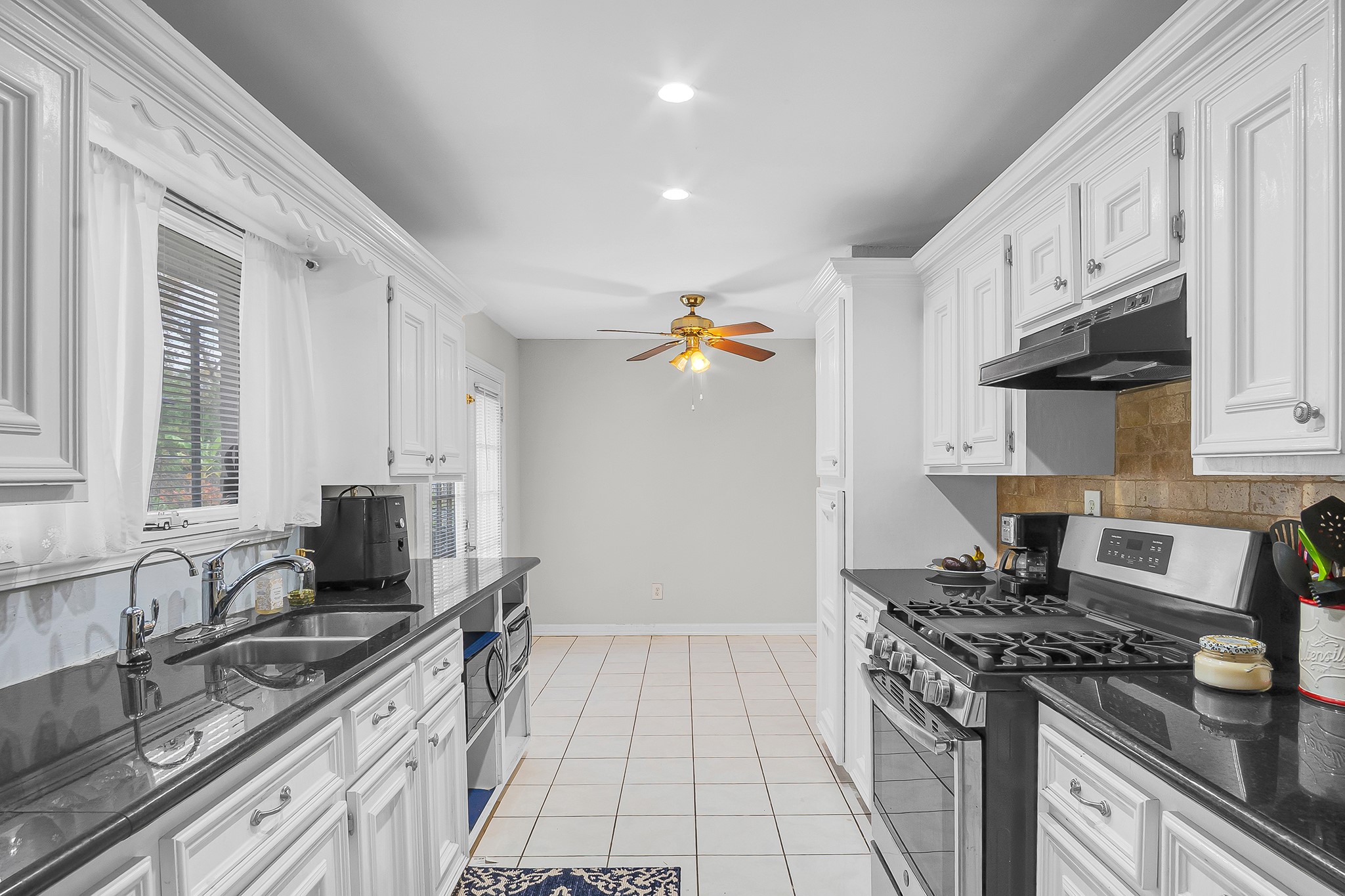 10939 Dunvegan Way Houston TX 77013