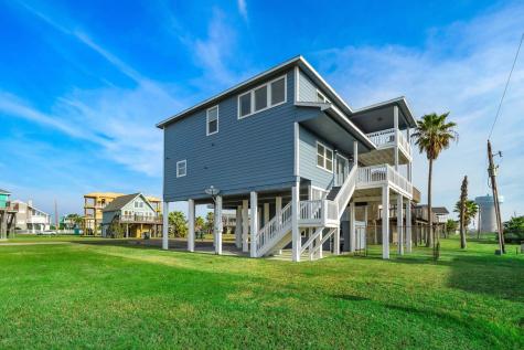 22901 Buena Street Galveston TX 77554