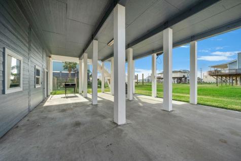 22901 Buena Street Galveston TX 77554