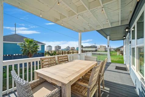 22901 Buena Street Galveston TX 77554
