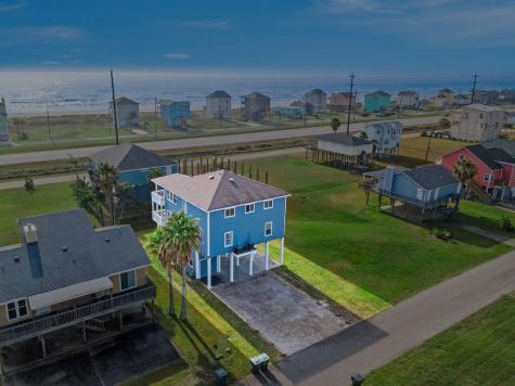 22901 Buena Street Galveston TX 77554