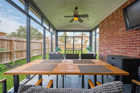 2218 Falcon Knoll Lane Katy TX 77494