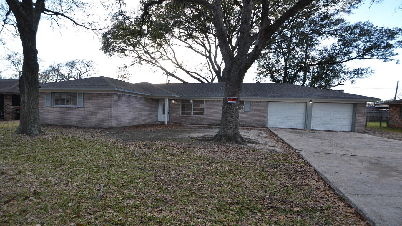 1602 Richardson Lane Baytown TX 77520