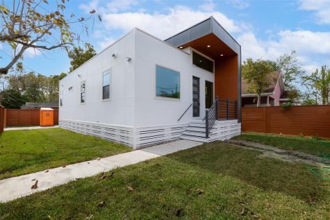 3019 Brewster Street Houston TX 77026