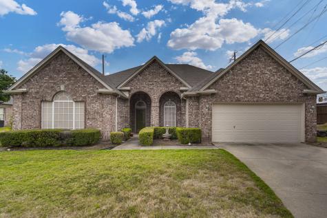 1857 Glen Wood Drive Grapevine TX 76051