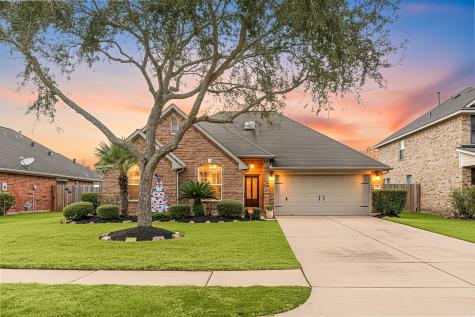 7511 Quiet Trace Lane Pearland TX 77581