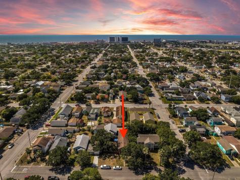 5119 Avenue O 1/2 Galveston TX 77551