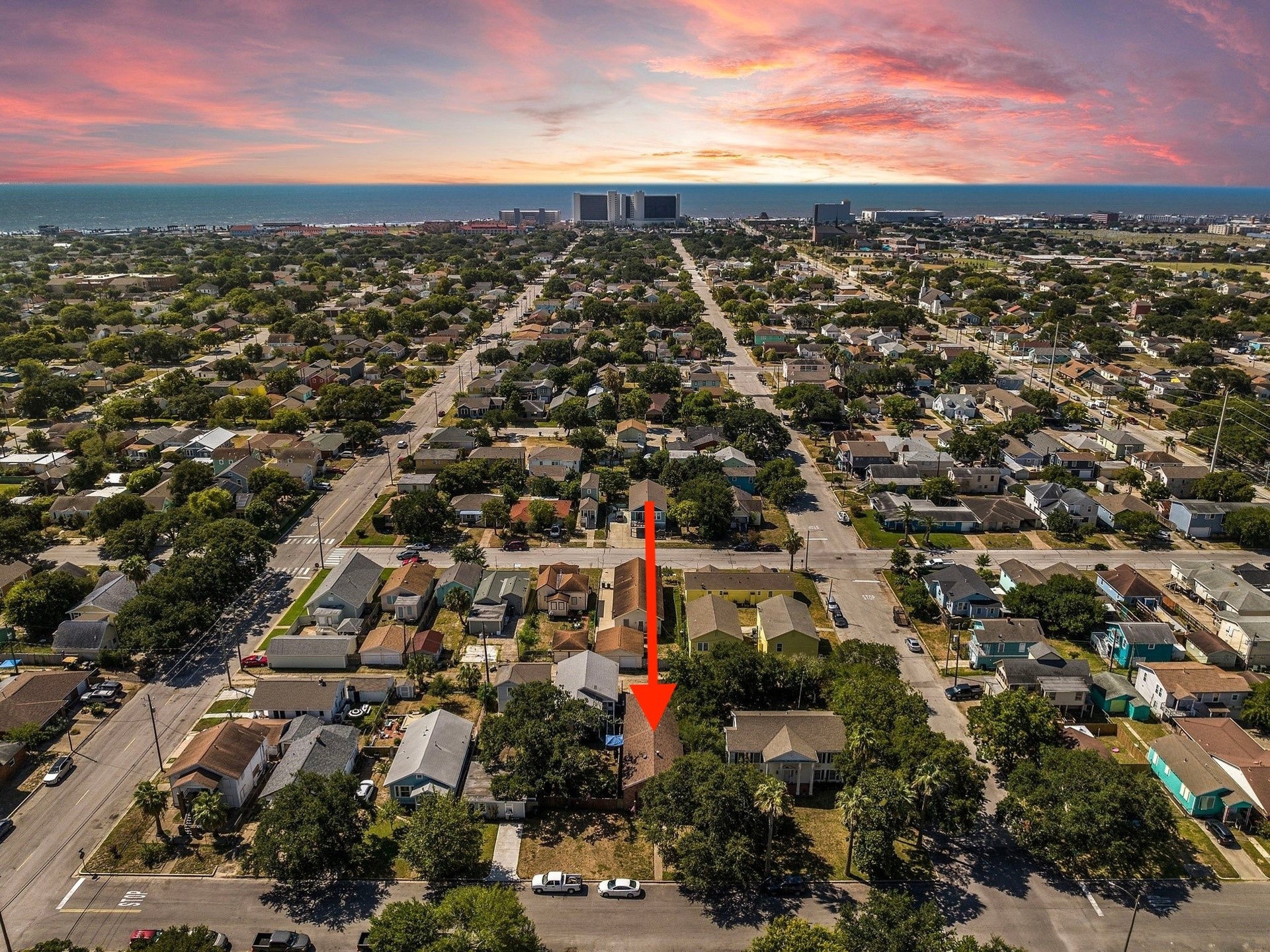 5119 Avenue O 1/2 Galveston TX 77551