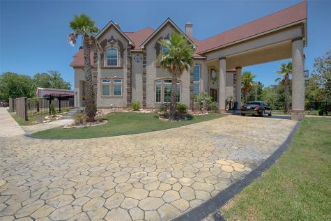 1299 County Road 147 Alvin TX 77511