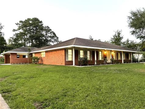 104 W Dallas Street Conroe TX 77301