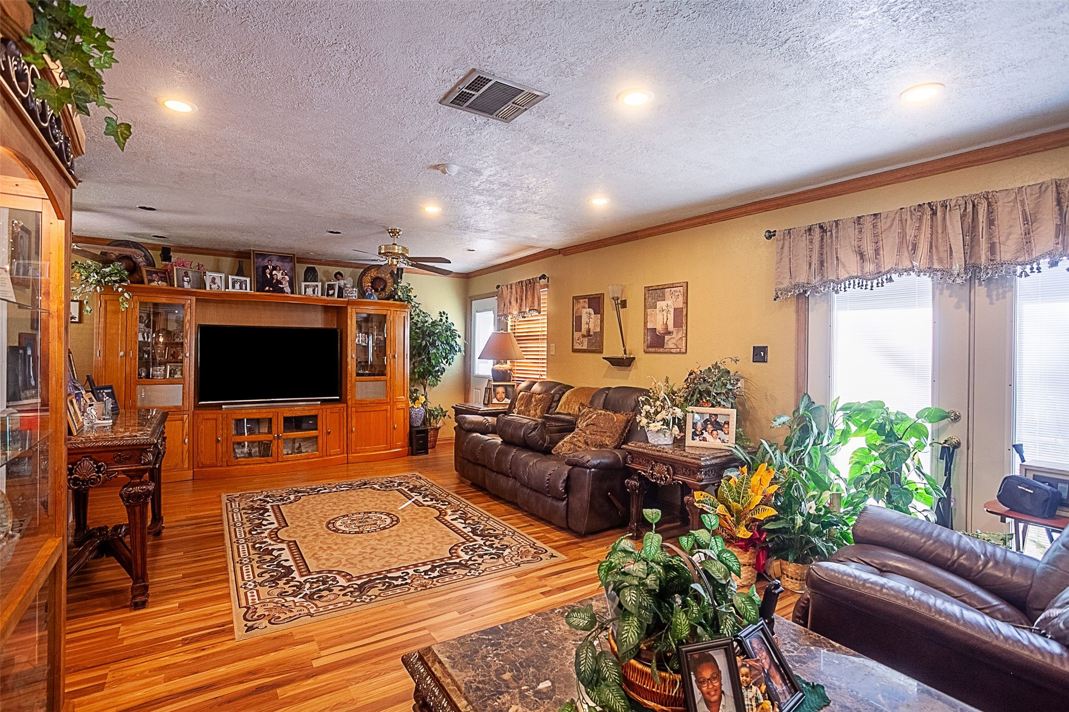 5235 Bristol Drive Beaumont TX 77707