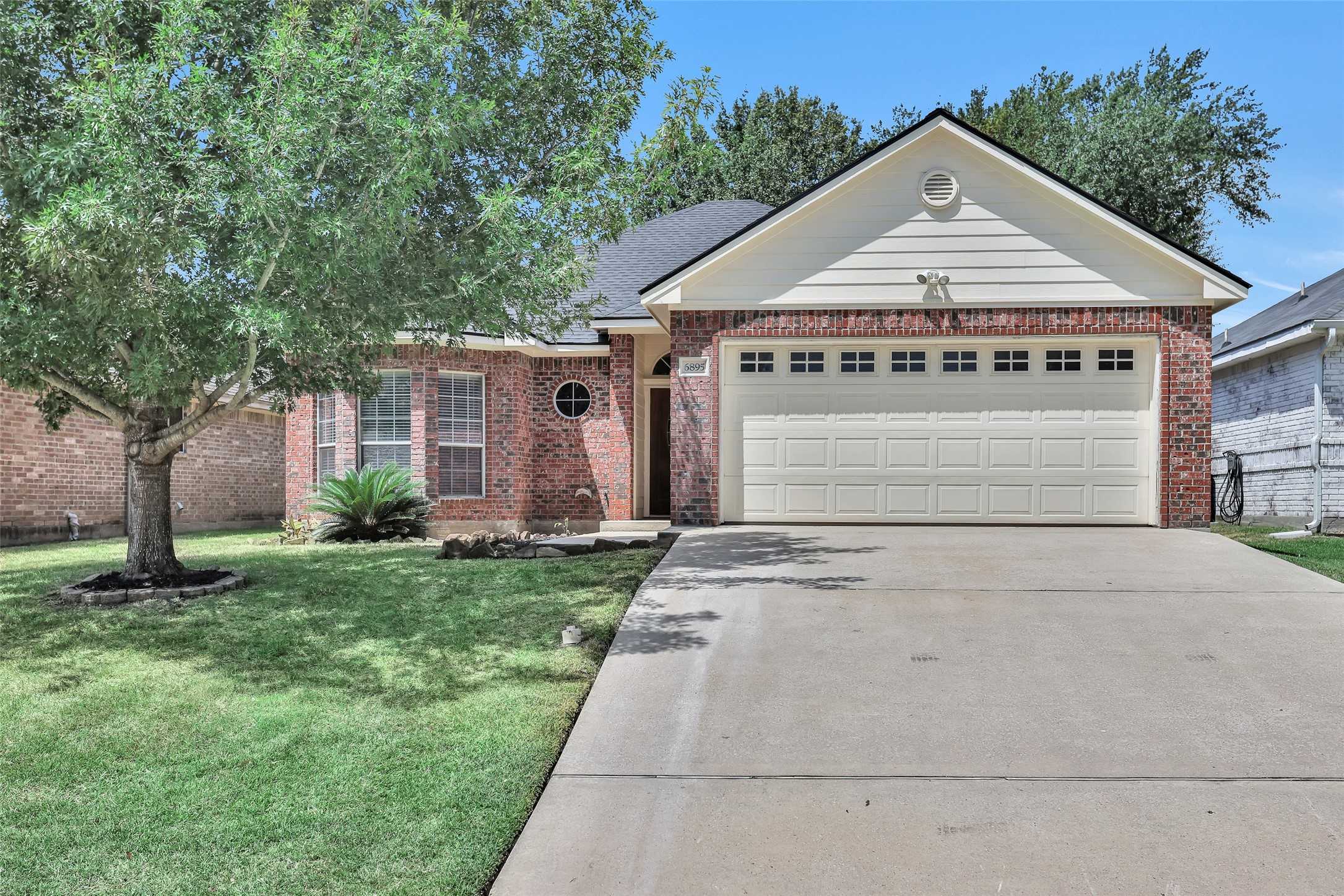 6895 Stillwater Drive Willis TX 77318
