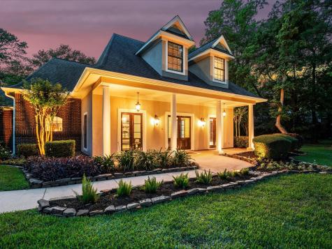 9810 Clubhouse Circle Magnolia TX 77354