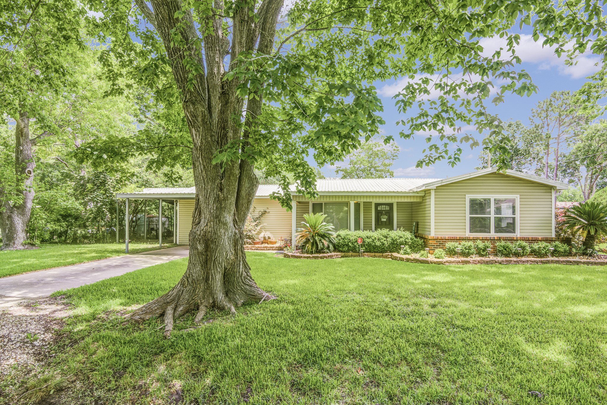 5027 Avenue L Santa Fe TX 77510