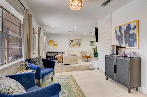 1135 Trowbridge Drive Houston TX 77062