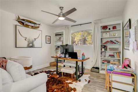 1135 Trowbridge Drive Houston TX 77062