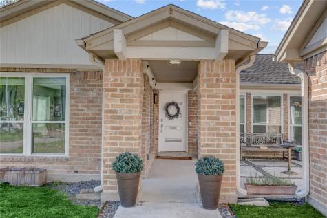 1135 Trowbridge Drive Houston TX 77062