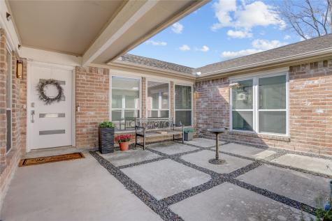 1135 Trowbridge Drive Houston TX 77062