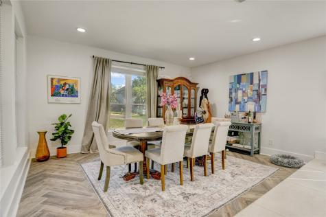 1135 Trowbridge Drive Houston TX 77062