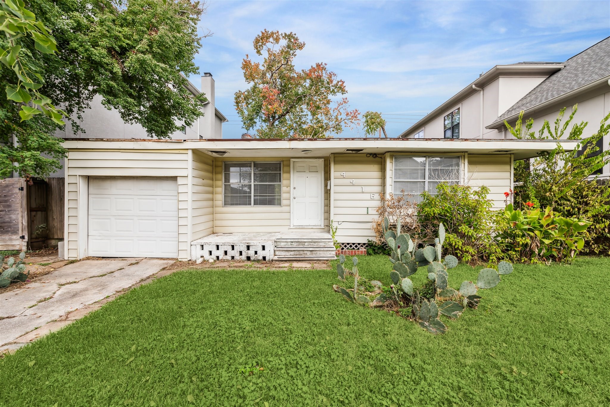 4416 Lafayette Street Bellaire TX 77401