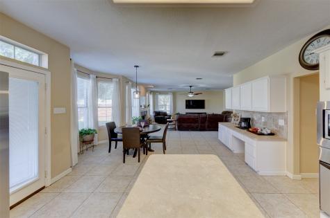2202 Palm Lagoon Drive League City TX 77573