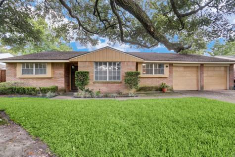 9515 Highmeadow Drive Houston TX 77063