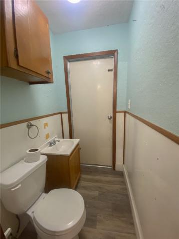 1320 W Brazos Avenue West Columbia TX 77486