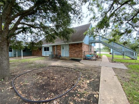 1320 W Brazos Avenue West Columbia TX 77486