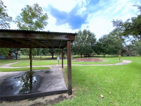 1320 W Brazos Avenue West Columbia TX 77486