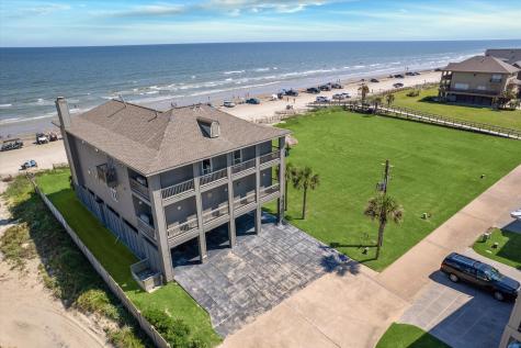 1 Blue Heron Circle Drive Jamaica Beach TX 77554