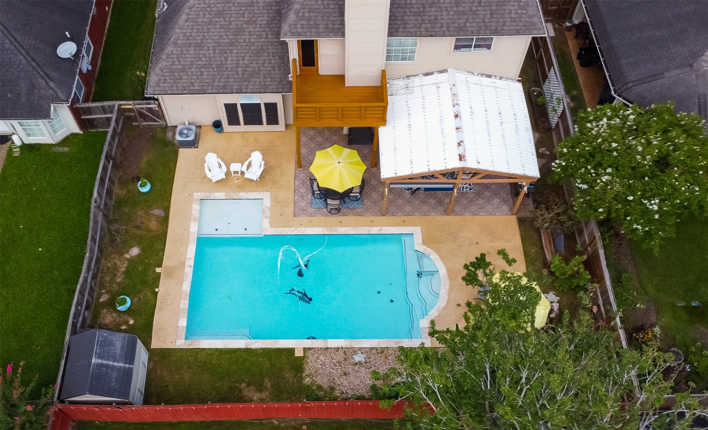 16202 Constitution Lane Friendswood TX 77546