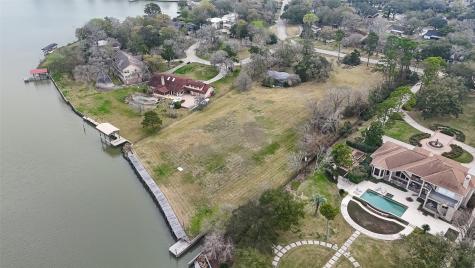 205 Lakeshore Drive Seabrook TX 77586