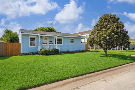 109 Trout Street Galveston TX 77550