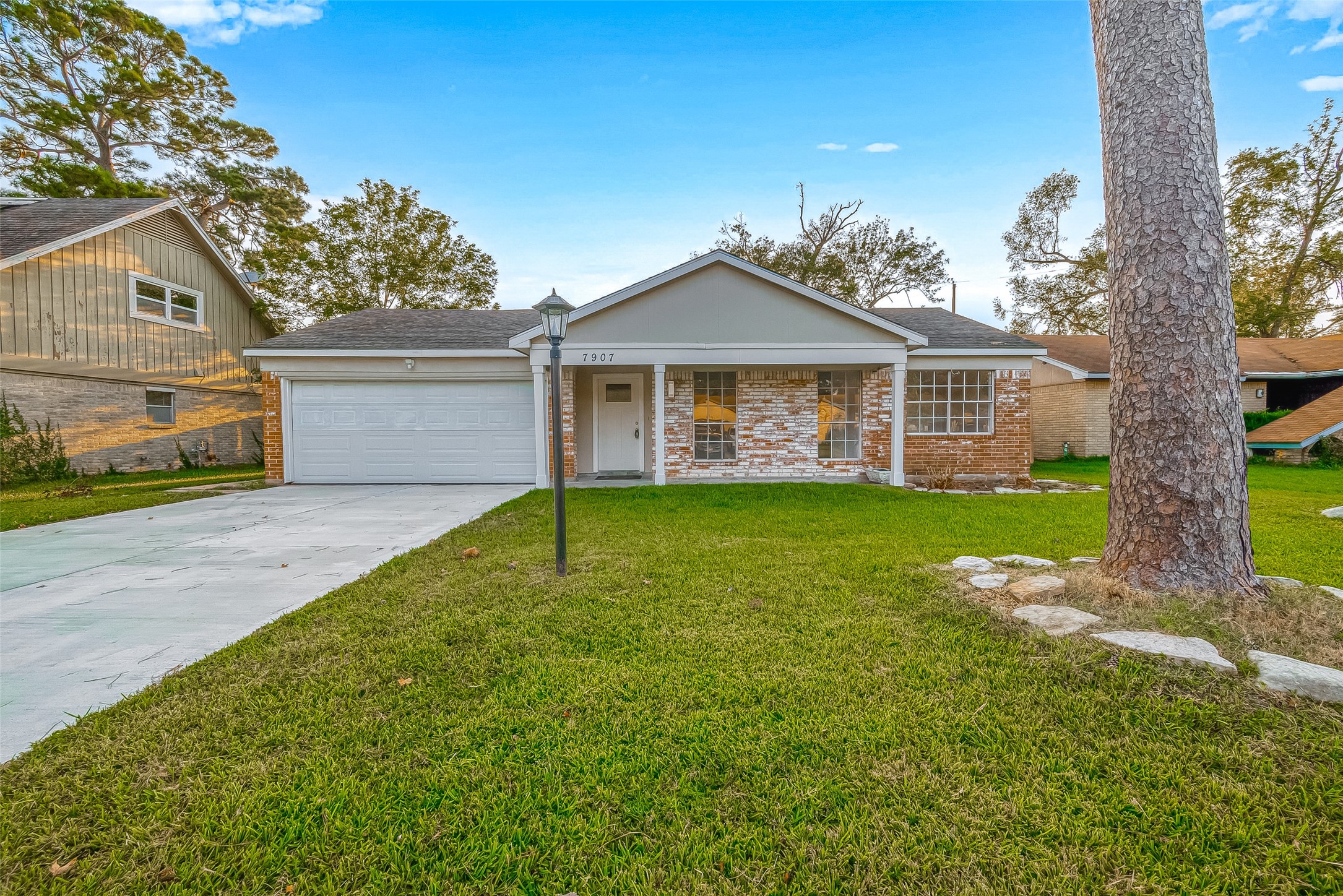 7907 Ledgewood Drive Houston TX 77049