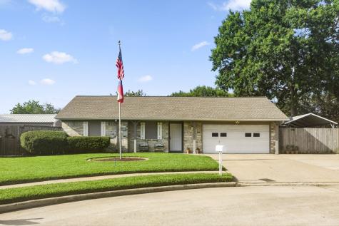 1314 Moon Court Pasadena TX 77504